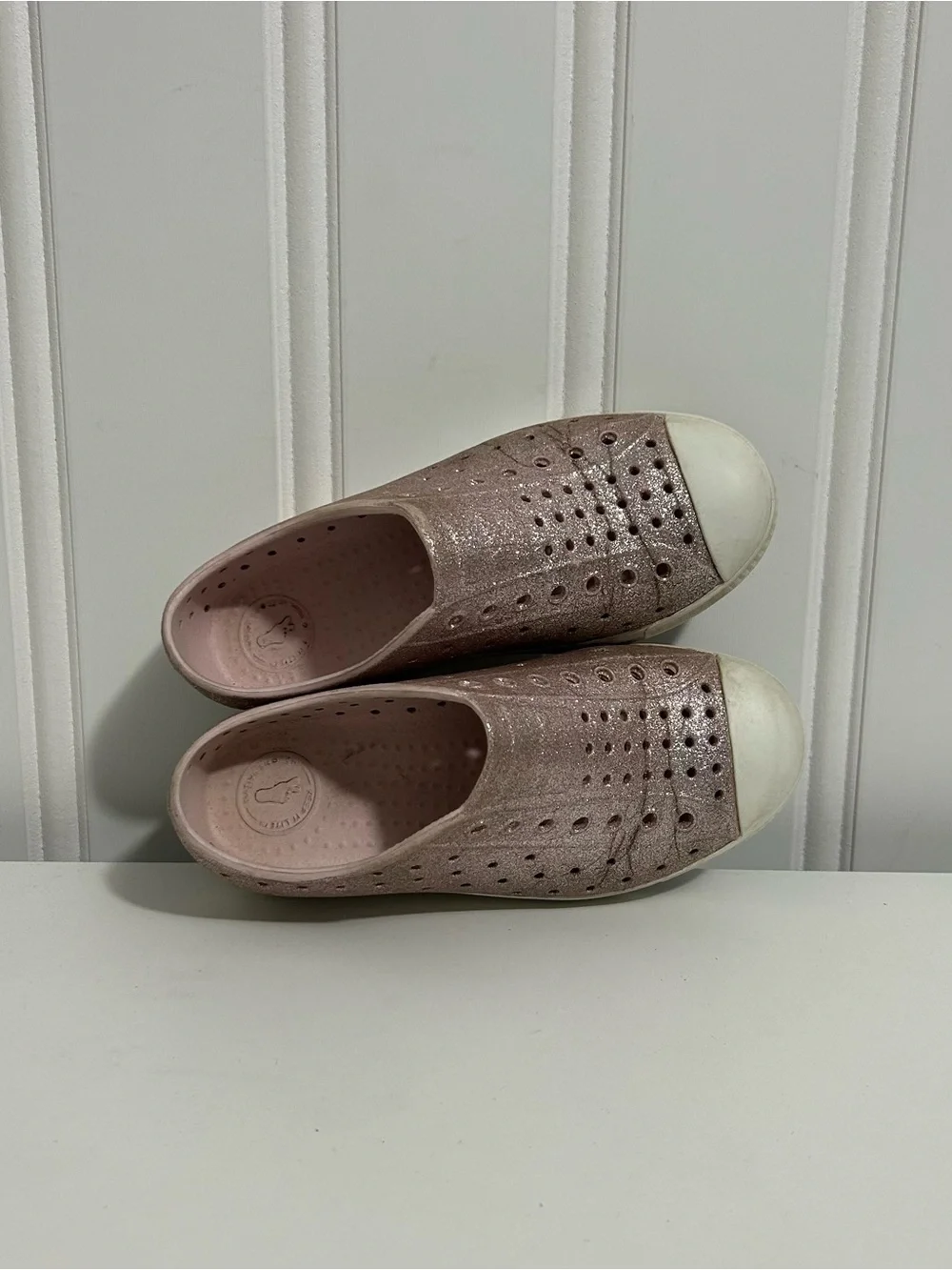 Native Jefferson Kids Glitter Slip-On Sneakers - Pink